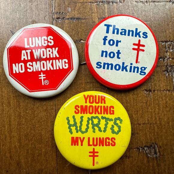 Vintage 1970's American Lung Association "Lungs At Work" 3 Pinback Button Lot - Picture 1 of 2